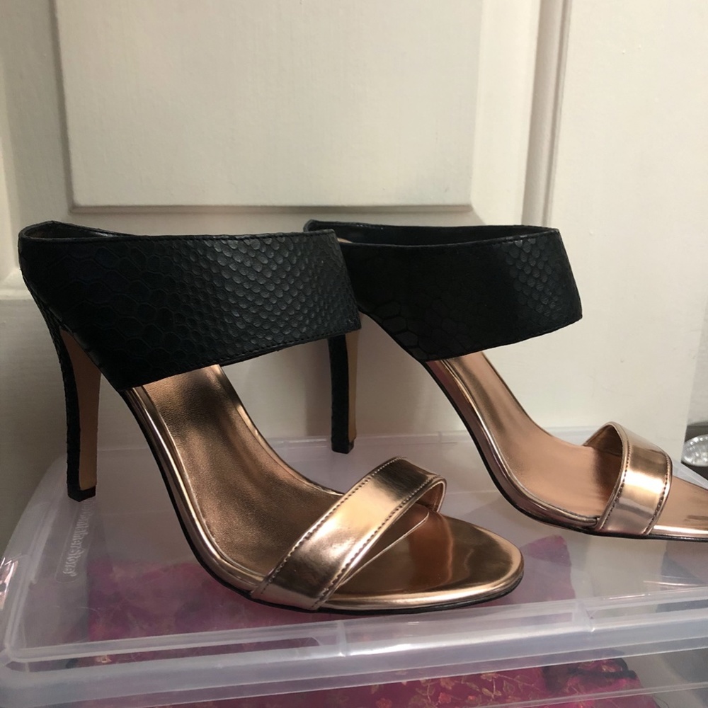 Black and Gold Slip On heels